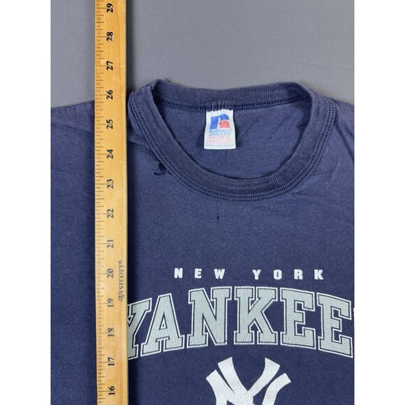 Vintage Y2K New York Yankees Baseball MLB Russell Athletic Youth XL Fade Tee - Picture 13 of 13